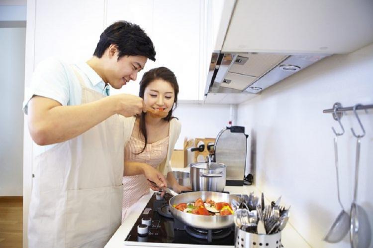 Từ khi yêu nhau rồi cưới nhau đến giờ, chúng tôi luôn yêu thương và trân trọng đối phương 