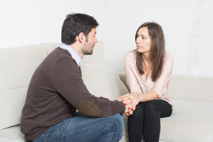 Những cuộc nói chuyện chân thành chính là chìa khóa để vợ chồng tha thứ cho nhau, làm lại từ đầu