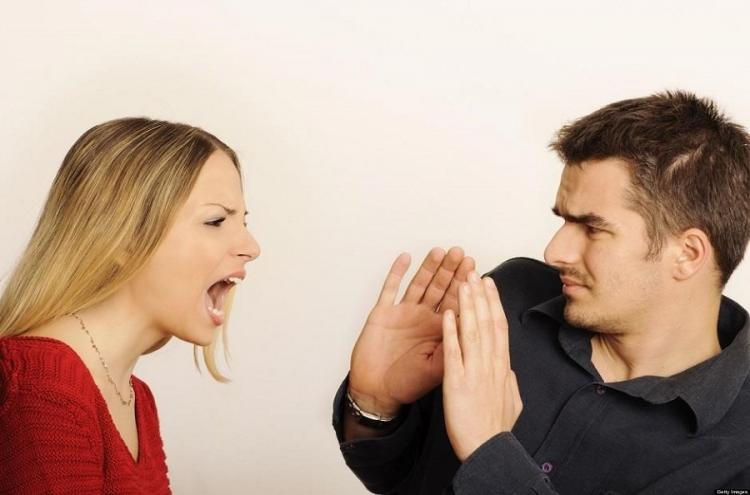 Khi có người đàn ông khác, phụ nữ không còn nhẹ nhàng và ngọt ngào với chồng như trước