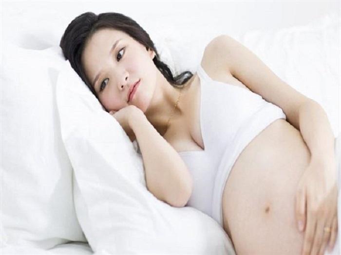 Vì sao đàn ông ngoại tình khi vợ mang bầu