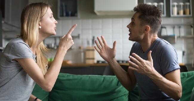 Thiếu thốn tình thương yêu từ bạn đời